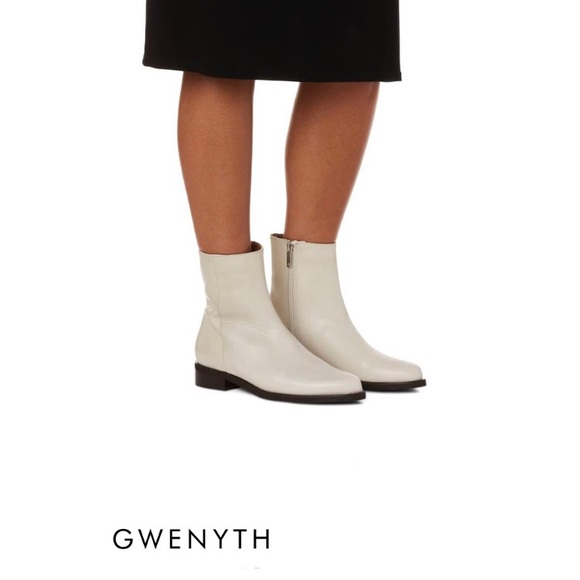 ✨ AQUATALIA ✨ GWENYTH Leather Zip On Bootie Sz 6.5 - Picture 2 of 15